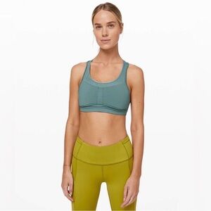 Lululemon Stash To Dash Bra in Aquatic Green Medium Support Size 6
